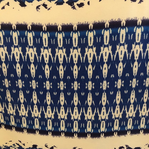 Blue and white sheath dress - Picture 2 of 4